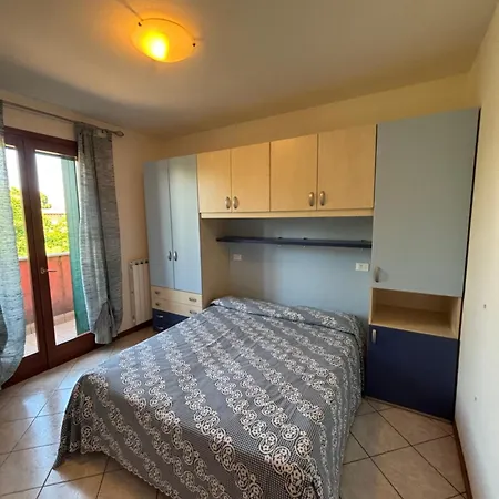 Lägenhet Villaggio Dei Fiori *